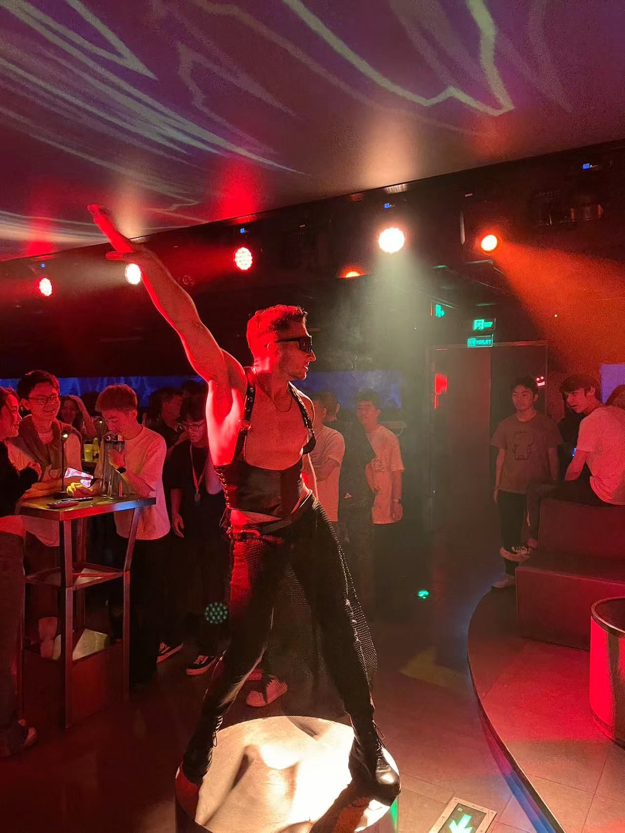 鹤岗商务ktv最佳商务ktv攻略推荐-向阳区ktv预订